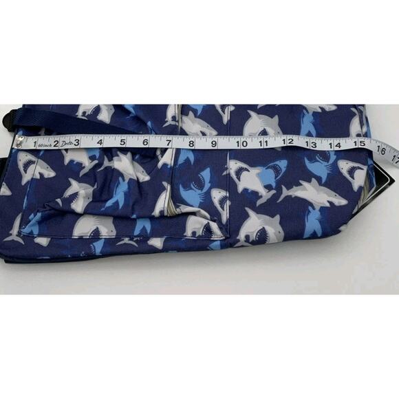 Shark Backpack - Picture 4 of 4